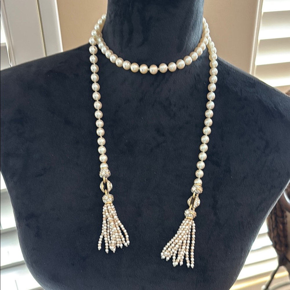 Elegant St John Pearl Tassel Necklace
